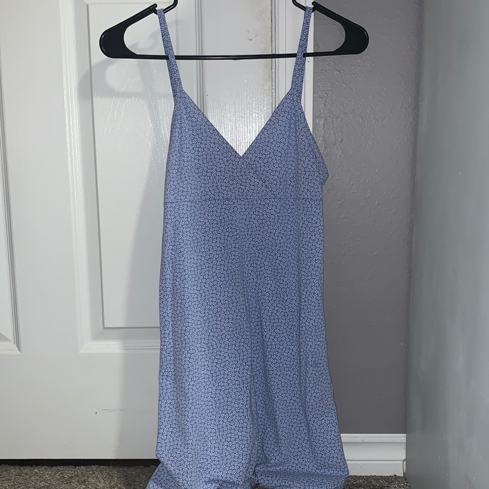 Cute dress only worn twice!